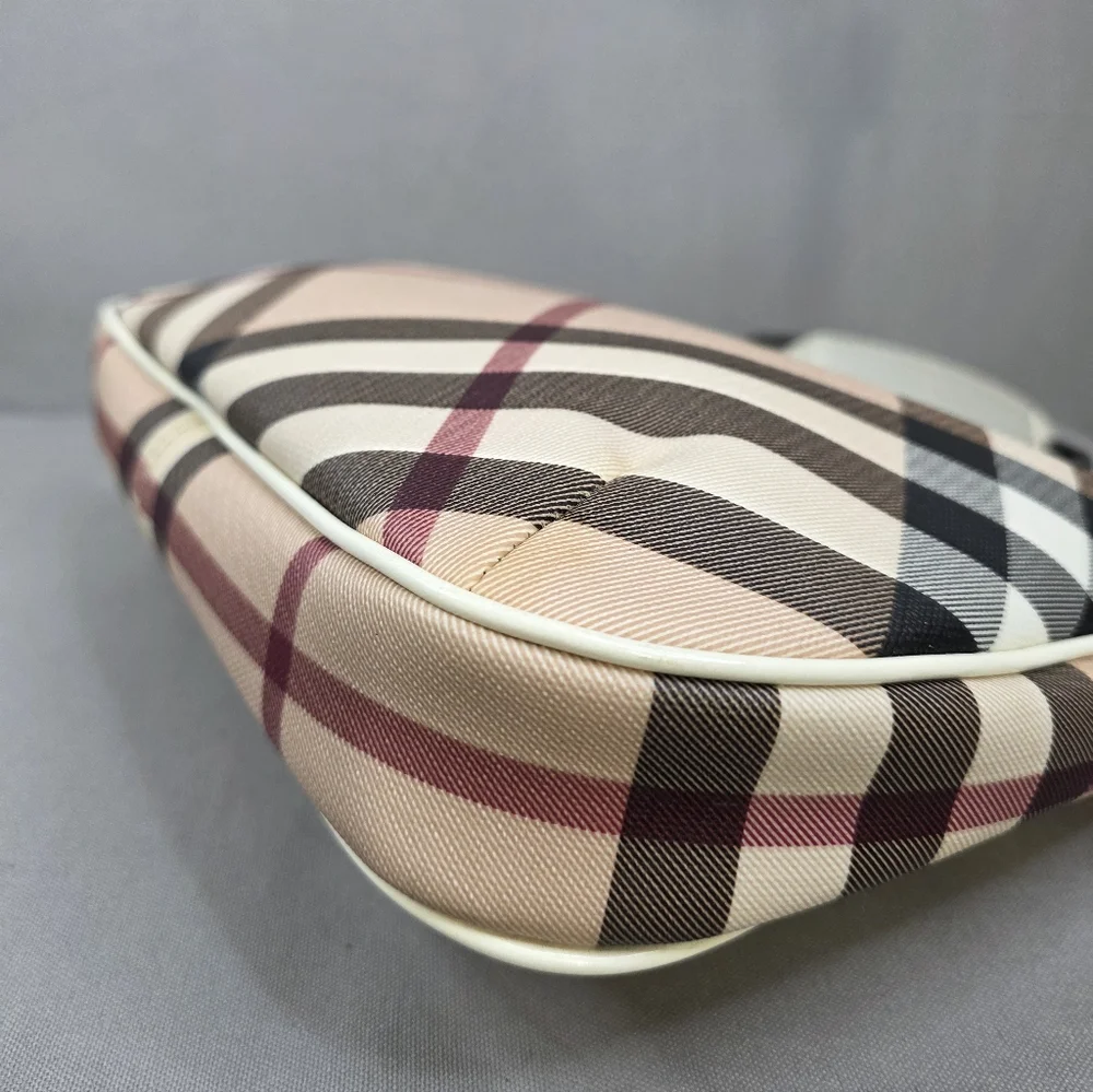 ✨️BURBERRY Barton Hobo Bag - Picture 10 of 16